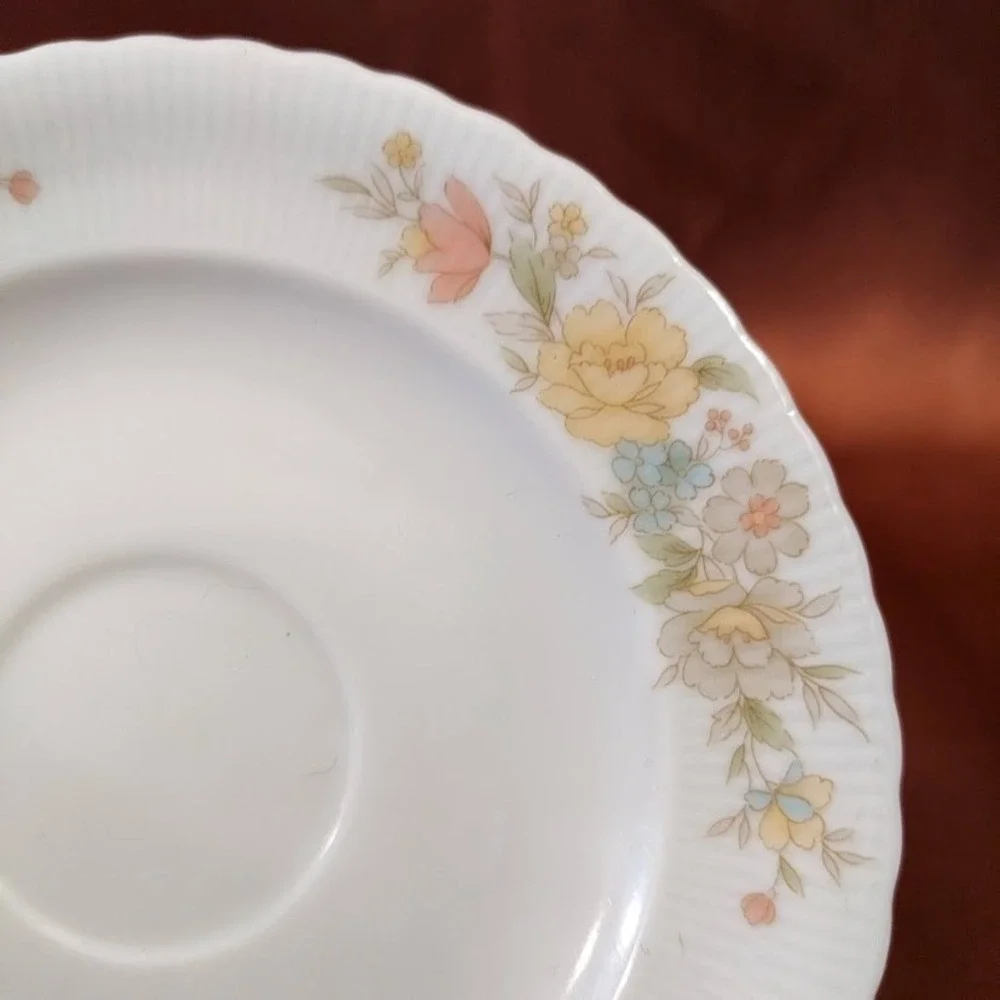 Vintage Ichiyama Toen Japan Floral Porcelain Tea Cup Saucer Set of 6 Ribbed Edge